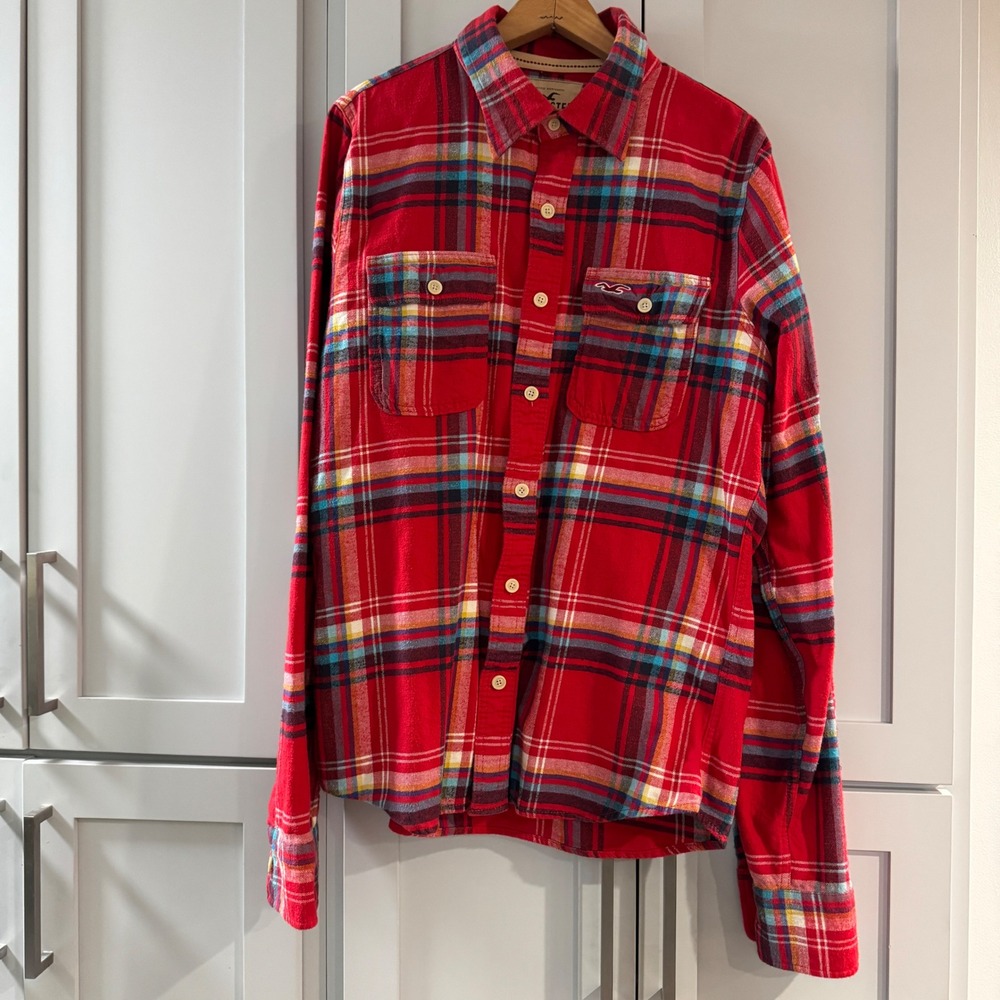 Hollister Mens XL Red Plaid Long Sleeve Flannel Button Down Shirt Cotton